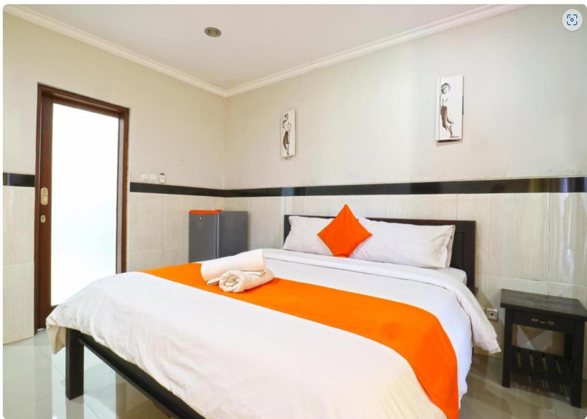 เรนา ซการา เฮาส์ Hotel กูตา ภายนอก รูปภาพ