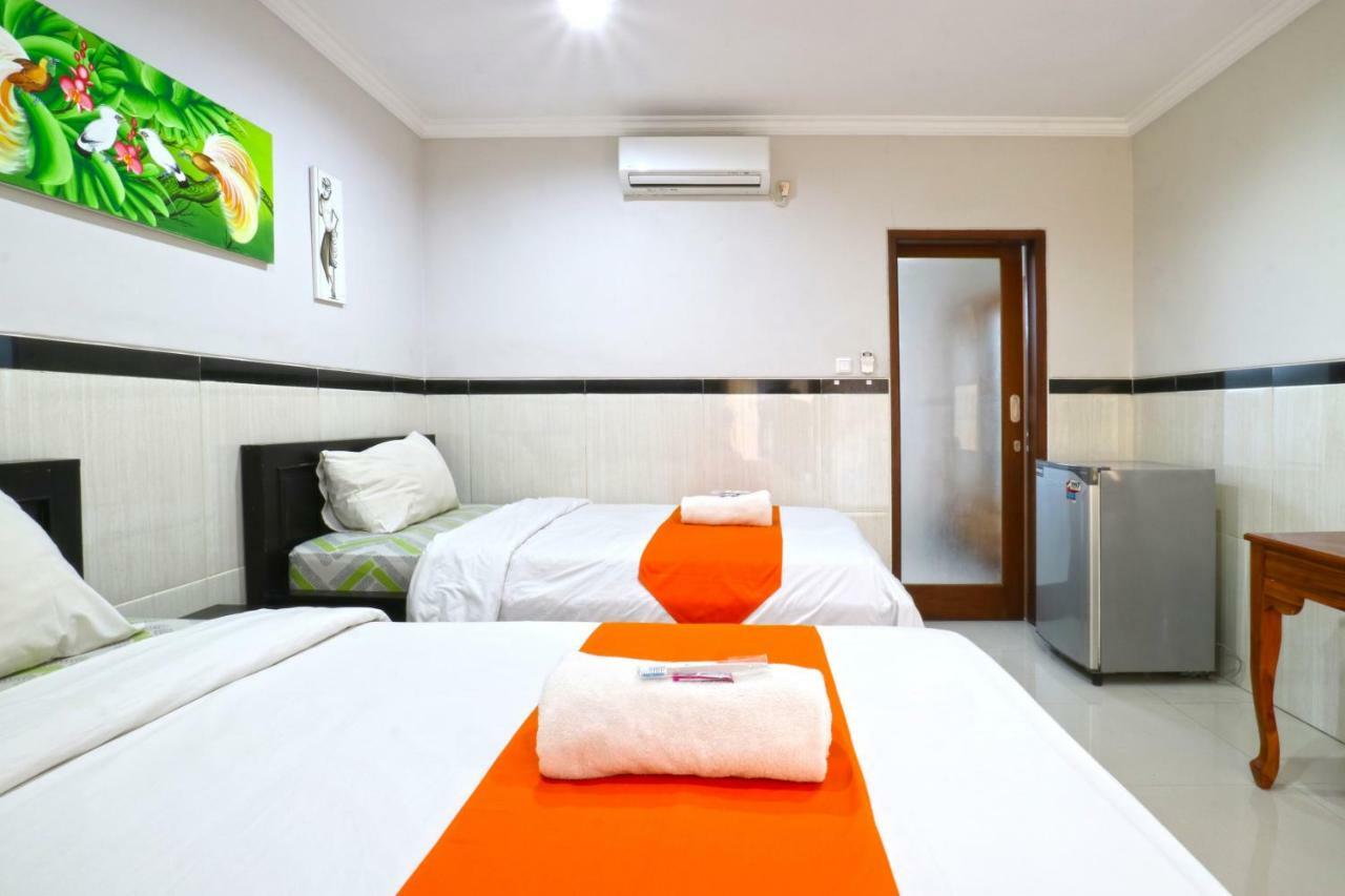 เรนา ซการา เฮาส์ Hotel กูตา ภายนอก รูปภาพ